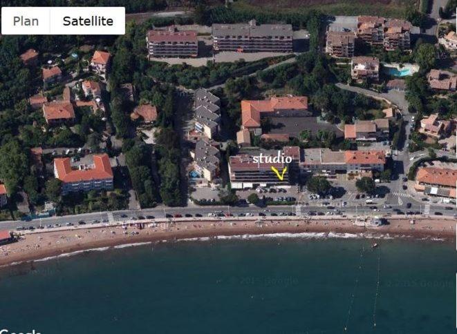 Emplacement Privilegie Pour Ce Bel Appartement Saint-Raphaël Dış mekan fotoğraf